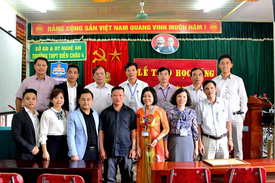 Chương trình trao học bổng cho các bạn Học sinh tại Trường THPT Diễn Châu 3 - Nghện An